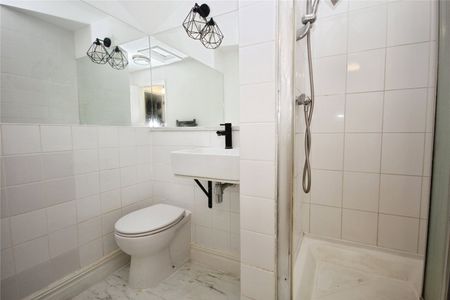 Oliver Grove, London, SE25 6EH - Photo 5