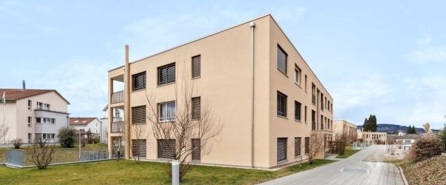 Living in a quiet neighborhood - Photo 1