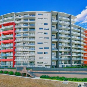 2Bedrooms, 2Bathrooms - Photo 3