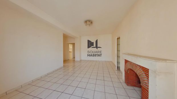 Location Appartement 3 pièces 81m² MONTMORILLON 86500 - Photo 1