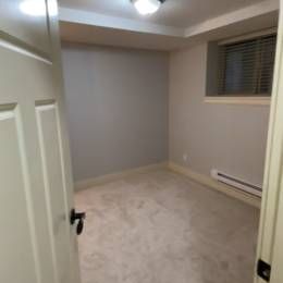 2 bedroom basement suite - Photo 3