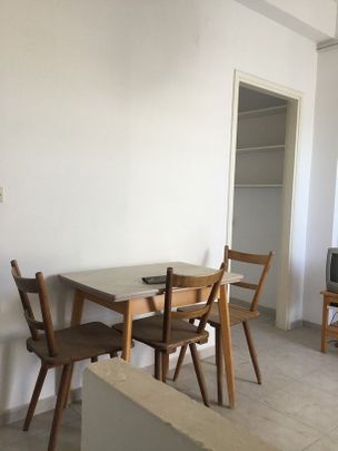 Studio/Γκαρσονιέρα για ενοικίαση Κέντρο (Ρίο) - Photo 1