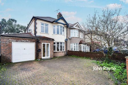 3 bedroom detached house to rent - Photo 5