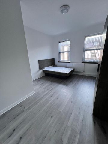 1 bedroom house of multiple occupation to rent - Photo 3