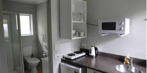 Fully Furnished Studio - Utilities Included - Photo 3