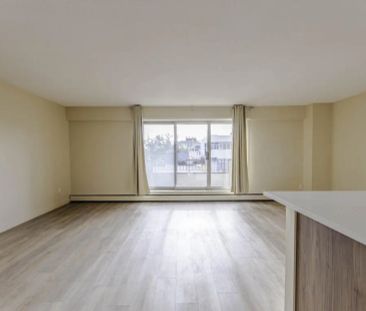 - 1 Bedroom at The Wellington - Photo 3