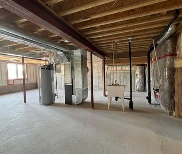 For Lease - 47 Kenneth Rogers Crescent, East Gwillimbury, Ontario - Photo 1