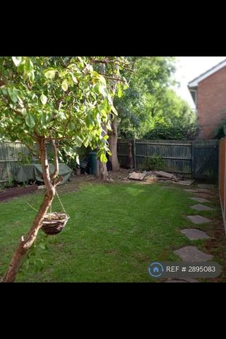 1 bedroom in a house share to rent - Photo 5