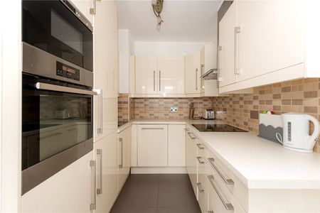 A Bright and Spacious Portered One Bedroom Apartment - Photo 3