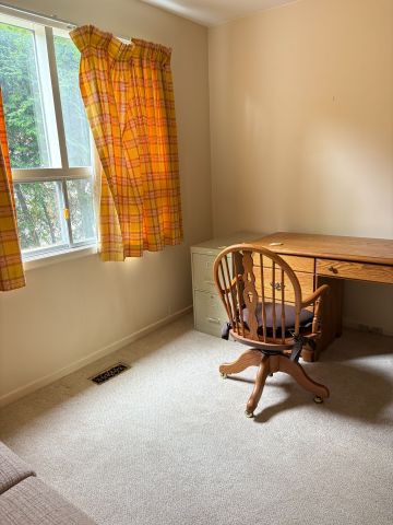 For Lease - 152 Fenn Avenue, Toronto, Ontario - Photo 4