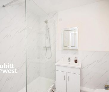 1 bedroom retirement property to rent - Photo 2