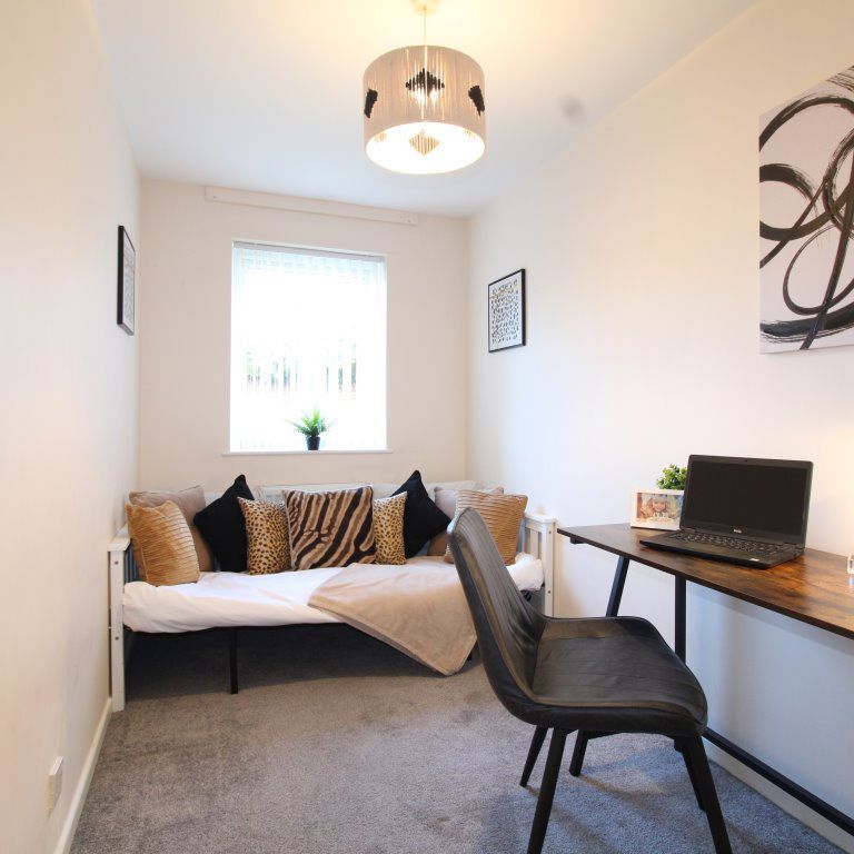Clark Street, Clarke Street, Stourbridge, DY8 - Photo 1
