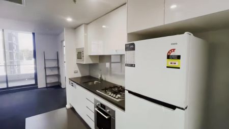 1 bed 1 bath*204 - Photo 5