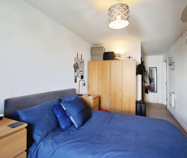 2 bed flat to rent in Park Lodge Avenue, West Drayton, UB7 - Photo 6