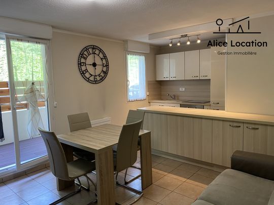 Location Appartement 2 pièces 45m² THONON LES BAINS 74200 - Photo 1