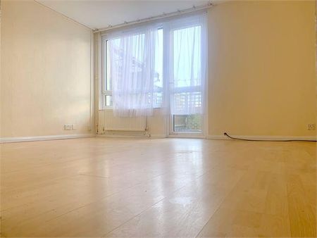 3 bedroom ground floor maisonette to rent - Photo 3