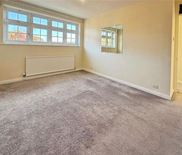 4 bedroom detached house to rent - Photo 4