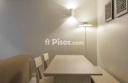 Piso en alquiler en Eixample - Photo 2