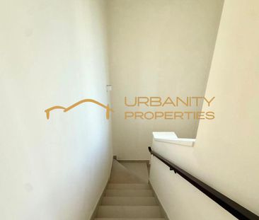 Vacant | Single Row | Pool View | 3BR + Maid - Photo 5