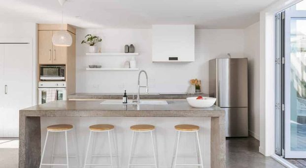 Spacious Family Home - Photo 1