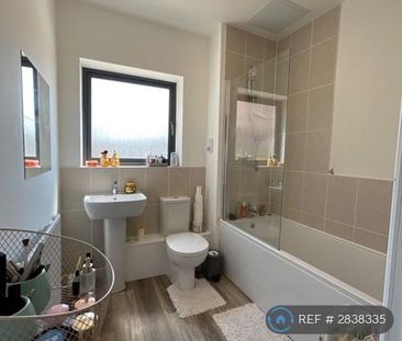 1 bedroom in a house share to rent - Photo 5