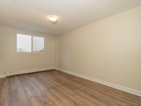 11th Avenue Apartments - Photo 3