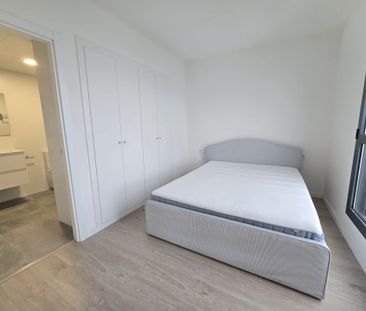 Piso de alquiler en Passeig del Mare Nostrum, Port - Photo 1