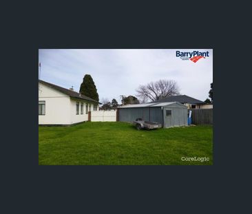 7 Maple Court, Doveton, Vic 3177 - Photo 5