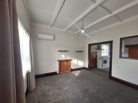 Lovely family home - Photo 5