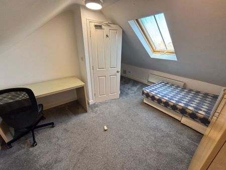 63 William Street - Great Location & Brand New BathroomsLoughborough - Photo 3