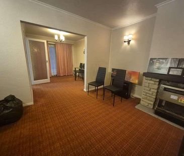 St Marys Avenue South, Southall, UB2 - Photo 2