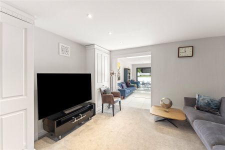Manor Drive, Surbiton, KT5 flat to rent - Photo 3
