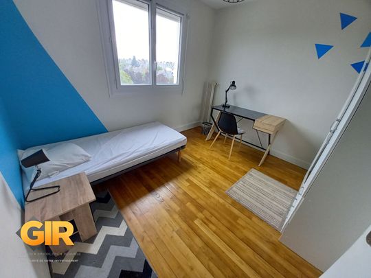 Location Maison 1 pièce 66m² RENNES 35200 - Photo 1
