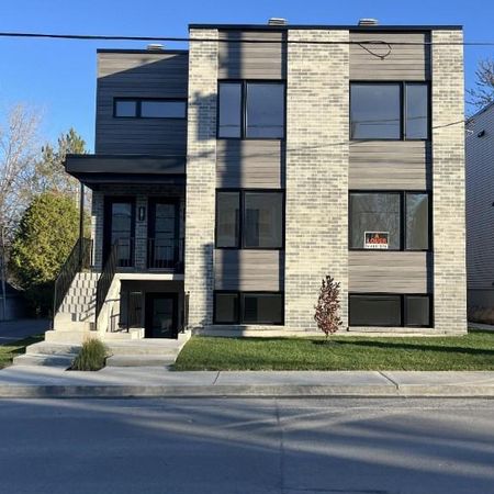 4 1/2 à louer demi sous-sol à Farnham - Photo 3