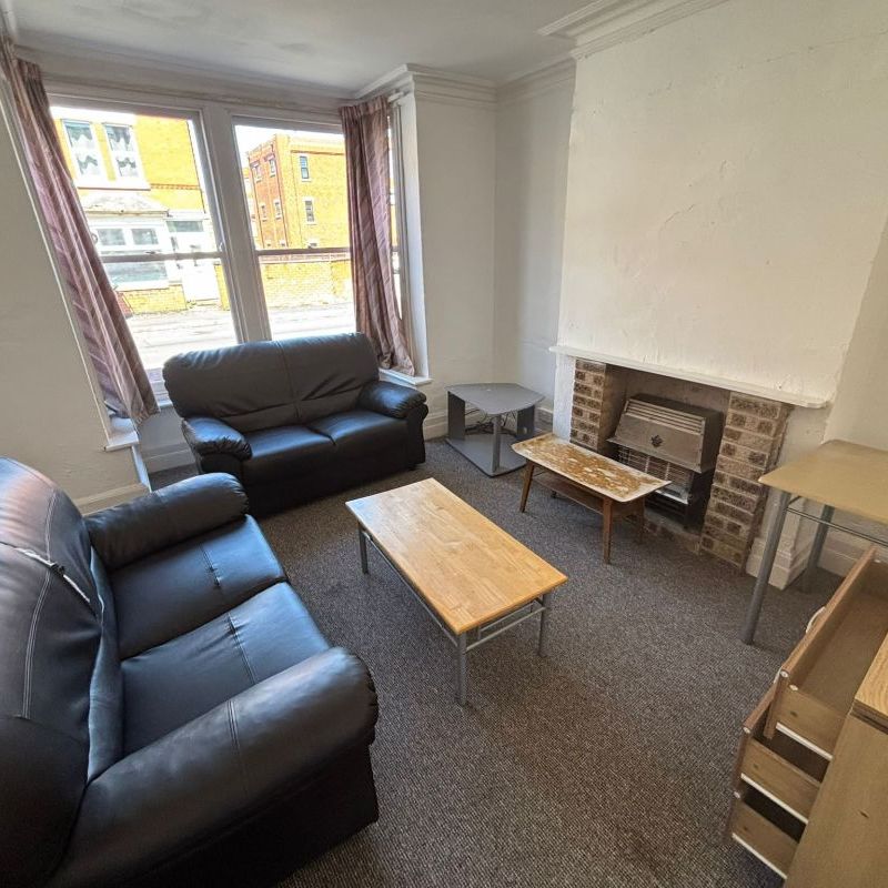 10 Heathcoat Street - New Kitchen & A1 Location Loughborough - Photo 1