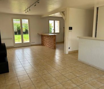 Location Maison 4 pièces 83 m2 à Bailleau-le-Pin - Photo 1