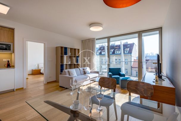 Pronájem bytu 2+kk 62 m² - Fotografie 1