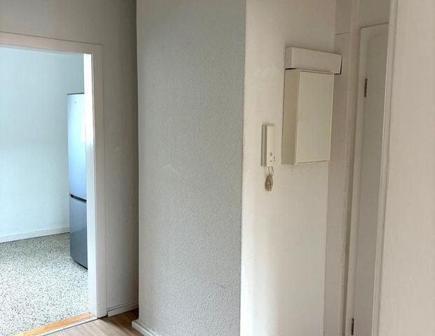 FREI BALKON EINBAUKÜCHE 1 A INNENSTADTLAGE RUHIG - Foto 1