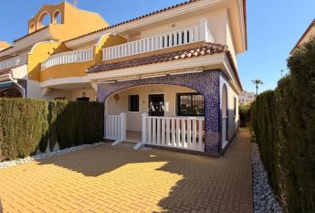 Alquiler de chalet pareado en Doña Pepa