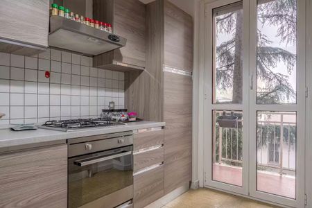 Via Rho, Milan, Lombardy 20125 - Photo 2