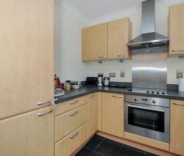 2 bedroom apartment to rent - Photo 6