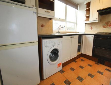 2 Bedroom Apartment Available Arranging tenancy - Photo 3