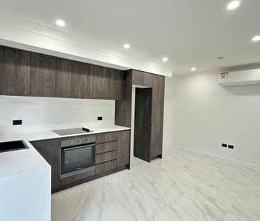 Brand New Granny Flat – Private, Modern & Low Maintenance !! - Photo 3