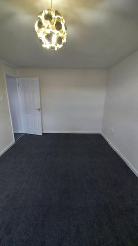 3 bedroom house to rent - Photo 2