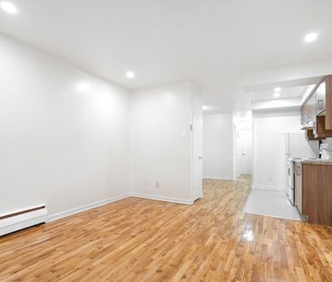2425 Av. Madison Montréal (Côte-des-Neiges, QC H4B - Photo 2