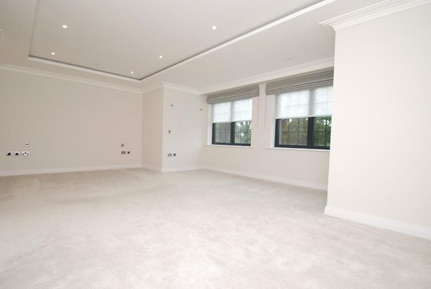 3 bedroom apartment to rent - Photo 1