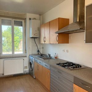 Location Appartement 5 pièces 170m² TOURCOING 59200 - Photo 2