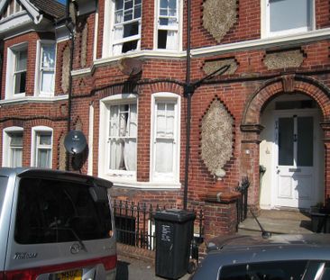 1 bedroom flat to rent - Photo 6