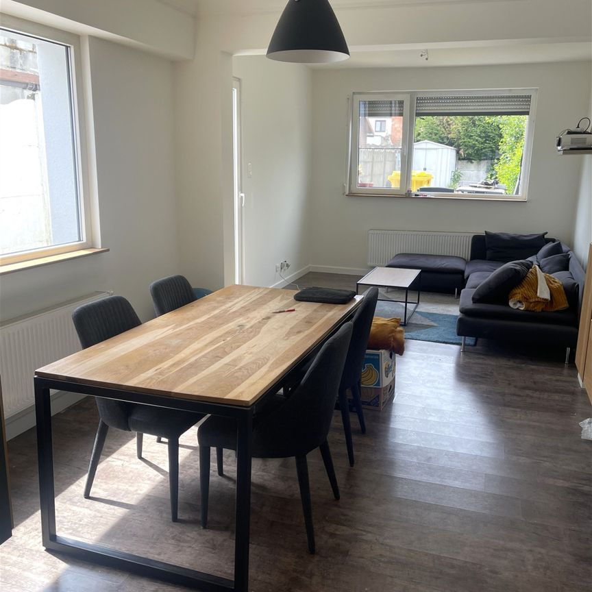 Laagbouw woning met 1 slaapkamer en tuin - Photo 1