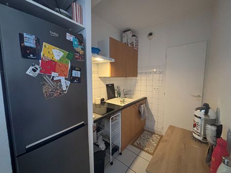 Location Appartement 2 pièces 38m² - Photo 2